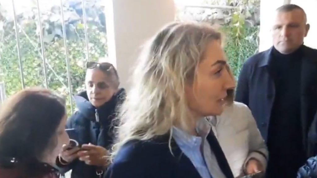 Dilek İmamoğlu, Ekrem İmamoğlu’nun Silivri’de sergilenen cezaevi maketini ziyaret etti