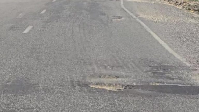 Diyarbakır’da çukur tehlikesi: Sürücüler zor anlar yaşıyor