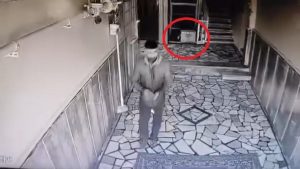 Diyarbakır’da testere çalmak isteyen hırsız kamerayı görünce vazgeçti