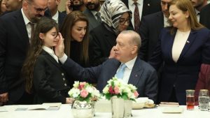 Dünya matematik şampiyonu Lina, Cumhurbaşkanı Erdoğan ile sohbet ettiği anlara ilişkin konuştu