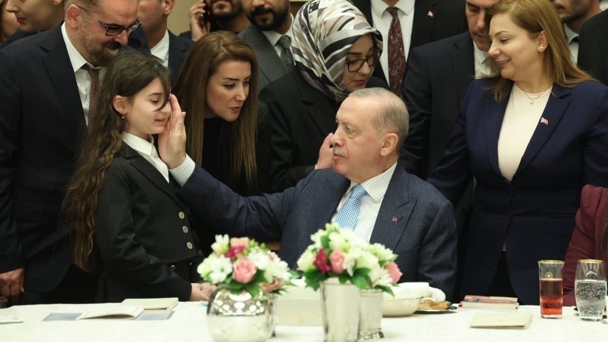 Dünya matematik şampiyonu Lina, Cumhurbaşkanı Erdoğan ile sohbet ettiği anlara ilişkin konuştu