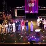 Dünya Tiyatro Günü’nde Sahne Çiçek Bahçesine Döndü