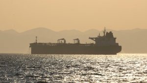 Dünyadaki petrol talebinin yüzde 70’i stratejik boğazlardan taşınıyor