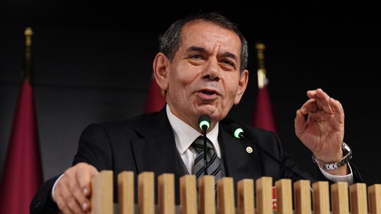 Dursun Özbek: Kadınlarımız her zaman bizim başımızın tacı