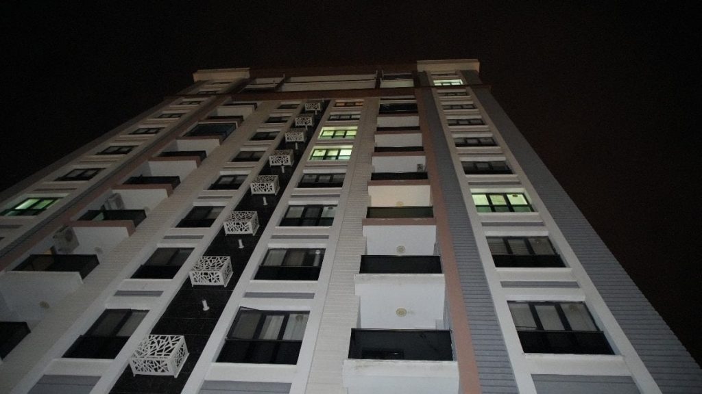 Edirne’de bir kadın 9’uncu kattan düşerek hayatını kaybetti