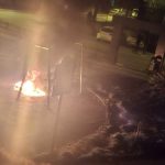 Edirne’de parkta lastik yaktılar, oyun gruplarına zarar verdiler