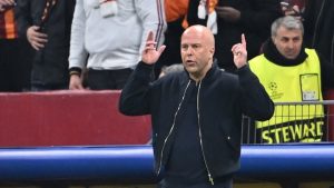 ESH Spor’dan Arne Slot’a Jamie Carragher sorusu