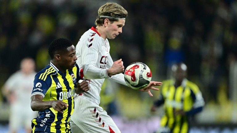 Eski hakemler, Fenerbahçe – Samsunspor maçının tartışmalı pozisyonlarını yorumladı
