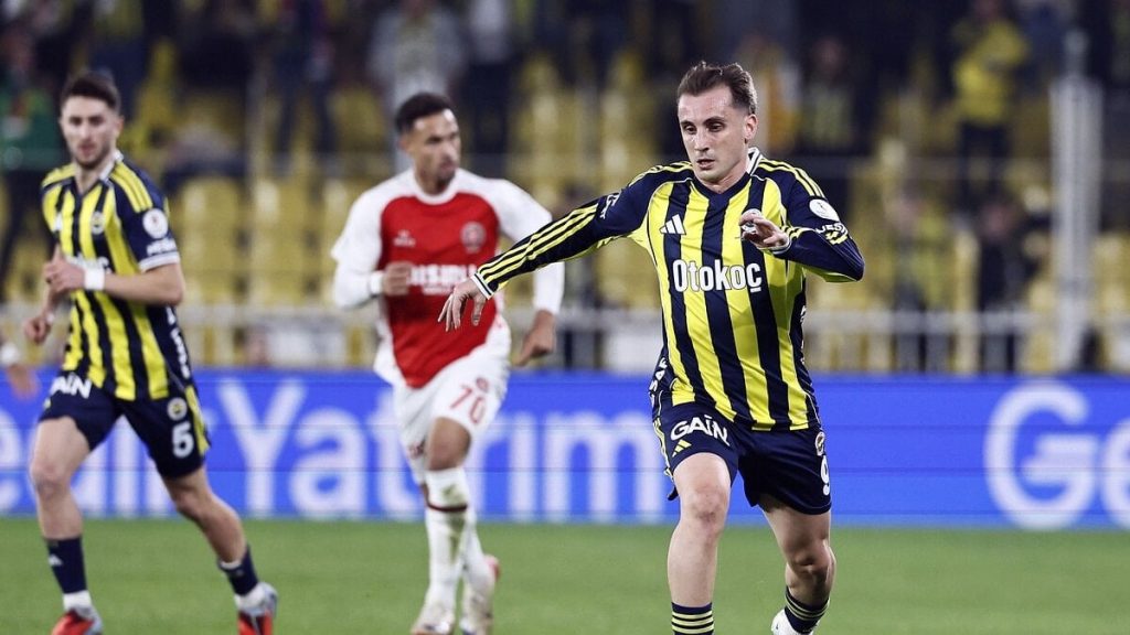 Fatih Karagümrük – Fenerbahçe maçının ilk 11’leri