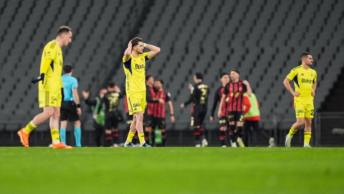Fenerbahçe, ligde 4 haftada 7 puan kaybetti!