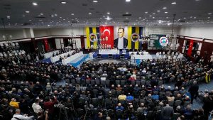 Fenerbahçe’de Divan Kurulu Toplantısı ertelendi