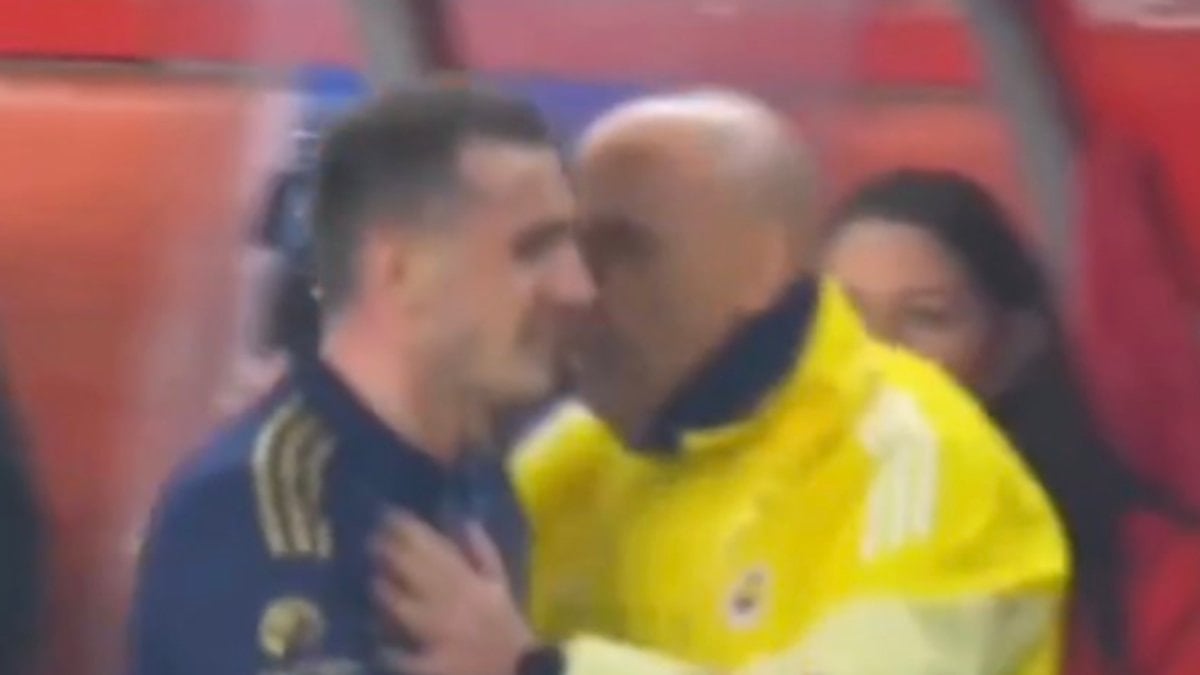 Fenerbahçe’de Kerem Aktürkoğlu ve Mert Müldür’den olay tepki!