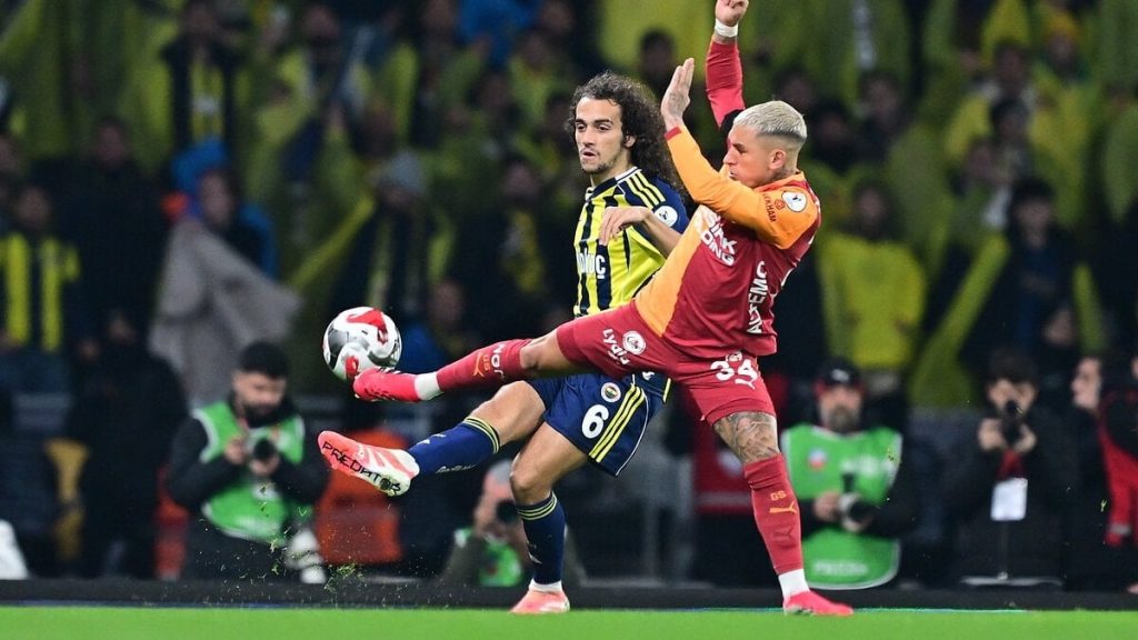 Fenerbahçe’den sarı kart tepkisi: Torreira nerelere çıktı bir şey verilmedi