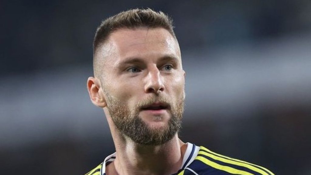 Fenerbahçe’ye Beşiktaş derbisi öncesi Skriniar’dan beklenen haber geldi