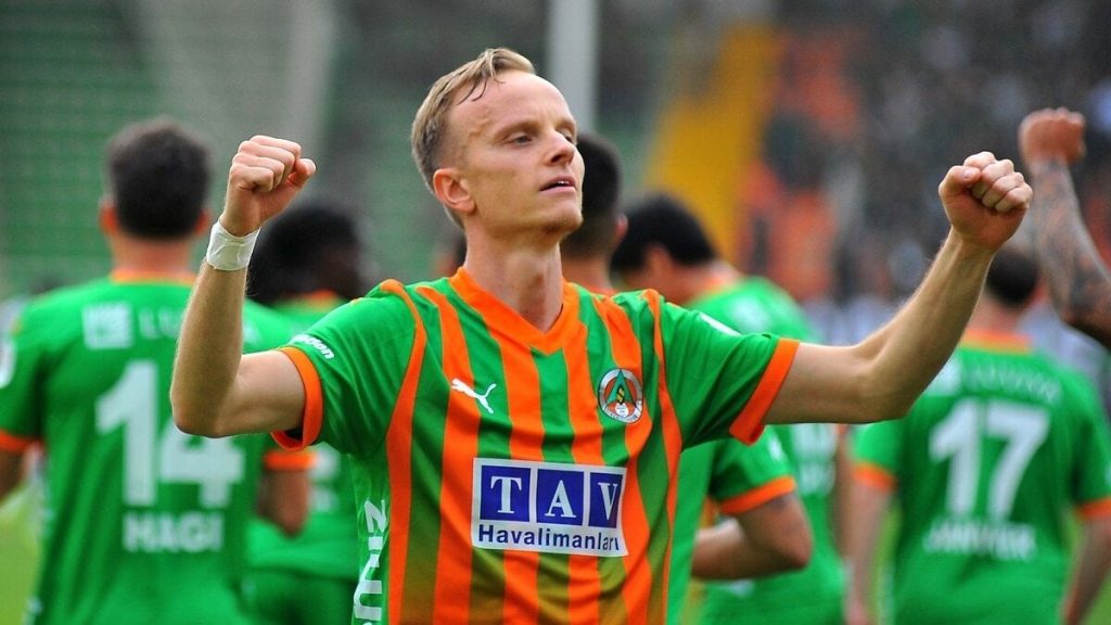 Florent Hadergjonaj, Türkiye ile oynayacakları play-off finalini değerlendirdi
