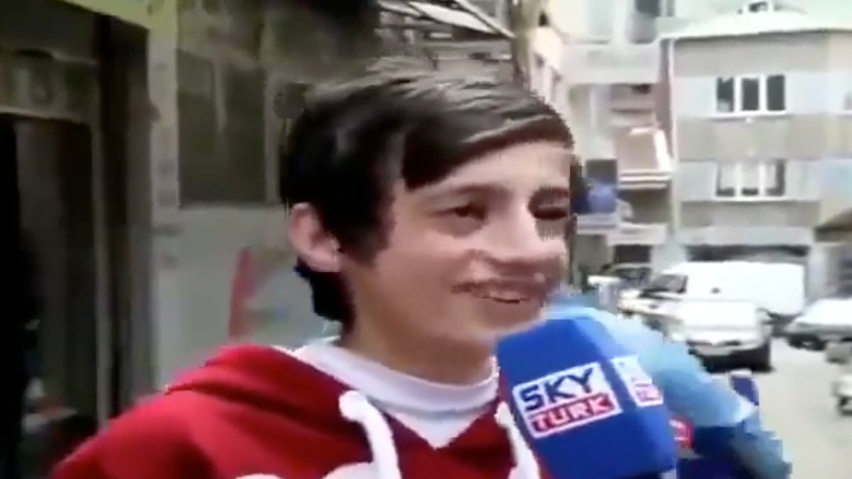 ‘Futbolda her şeyi bilen çocuk’ olarak tanınan Ümit, yıllar sonra yeniden ortaya çıktı