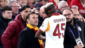 Galatasaray’da Victor Osimhen oyuna devam edemedi