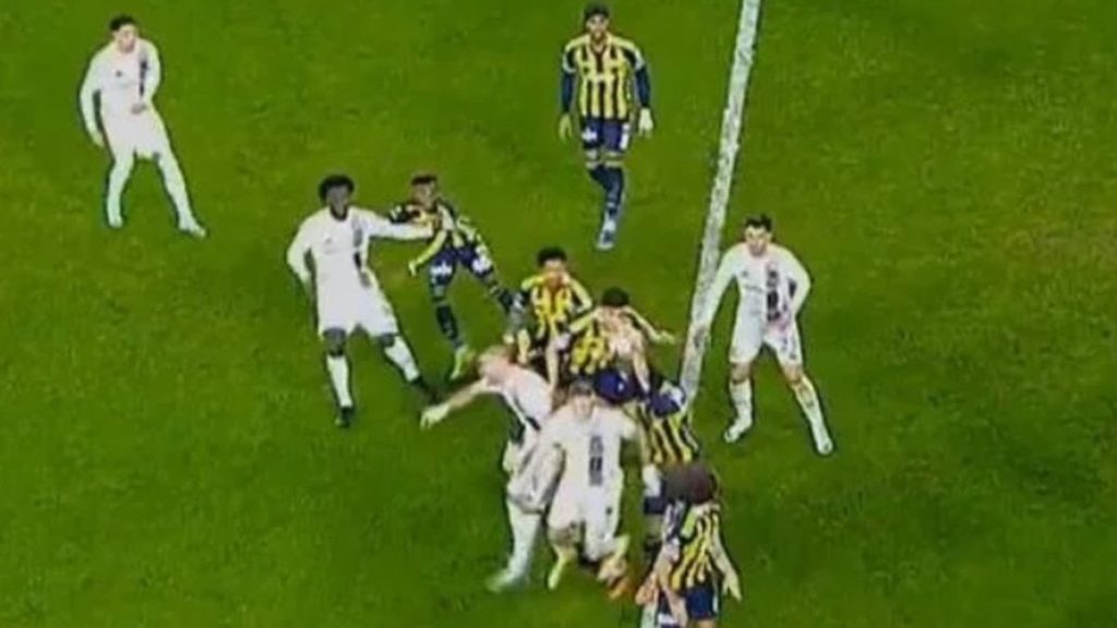 Gaziantep FK, Fenerbahçe karşısında penaltı kazandı