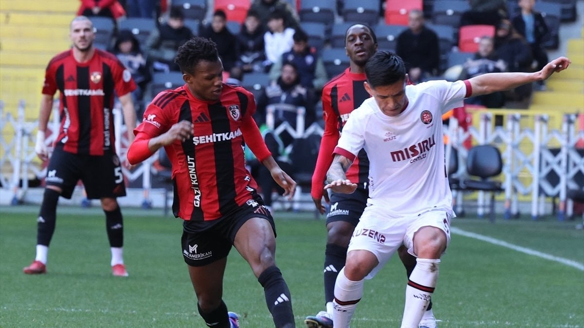 Gaziantep FK ile Fatih Karagümrük yenişemedi! Maç sonu Burak Yılmaz’a tepkiler geldi