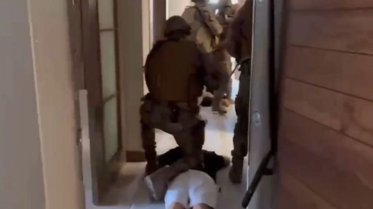 Gaziantep’te tehditle iş adamından 3 milyon lira isteyen şüpheliler yakalandı