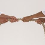 Gizli rekabet: İnsanlar bazen fark etmeden birbirleriyle yarışıyor