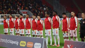 Göztepe, iki sezondur aynı zamanda düşüşe geçiyor