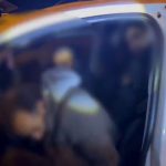 Hatay’da göçmenleri araçta tıka basa taşırken yakalandı: İnsan tacirine 102 bin lira ceza