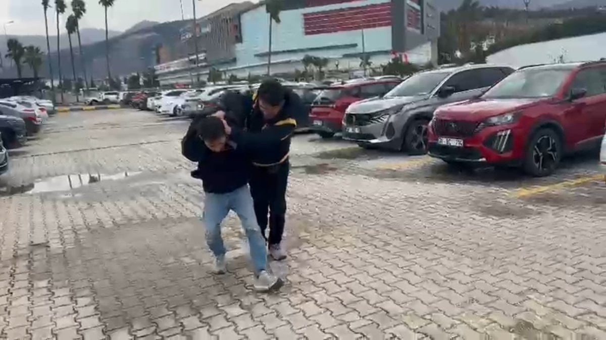 Hatay’da tuvalette gizlice kadınların görüntülerini çekti: Tutuklandı