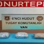 Hudutta uyuşturucu kaçakçılarına Mehmetçik engeli: 4 kilo uyuşturucu yakalandı