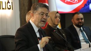 İbrahim Yumaklı: Ülkemiz çatışmalarla, savaşlarla, her türlü krizle çevrilmiş durumda