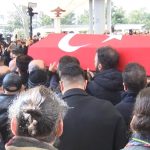 İlber Ortaylı’nın Türk bayrağına sarılı cenazesi Fatih Camii’nde