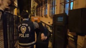 İstanbul’da kendisini darbeden adama ateş açan şüpheli gözaltına alındı