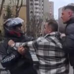 İstanbul’da motosiklet sürücüsüne saldırı: O anlar kask kamerasında