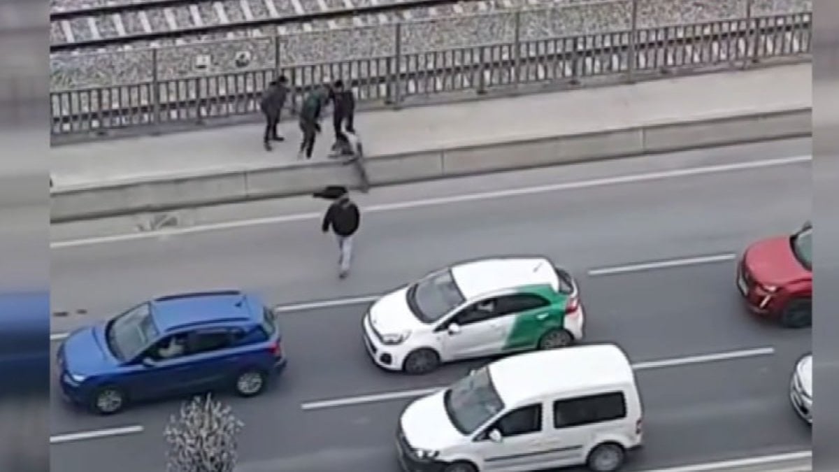 İstanbul’da tekme tokat yol verme kavgası