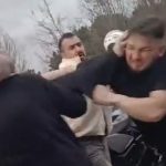 İstanbul’da trafikte yol verme kavgası kamerada