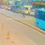 İstanbul’da yaya geçidinde minibüsün çarptığı kadın yaşamını yitirdi