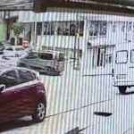 İstanbul’da yol verme kavgasında otomobile çarptı