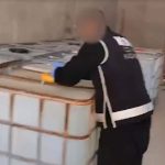 İzmir merkezli 4 ilde operasyon: 40,2 ton taklit etiketli etil alkol ele geçirildi