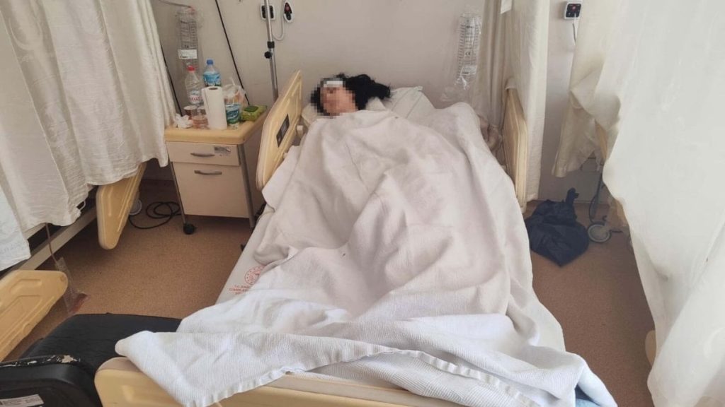 İzmir’de eşini 4. kattan aşağı attı: Genç kadın ağır yaralandı