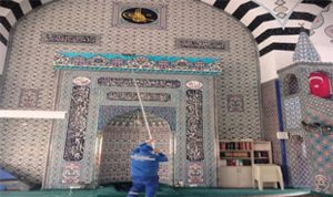 İzmir’in camilerinde bayram temizliği
