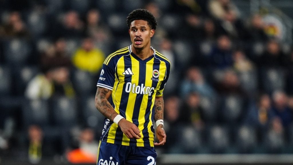 Jayden Oosterwolde, kaptan olmanın gururunu yaşıyor