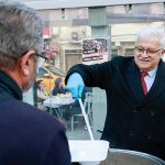 Kadir Gecesi İftarında Burhaniyeliler Cumhuriyet Meydanı’nda Buluştu