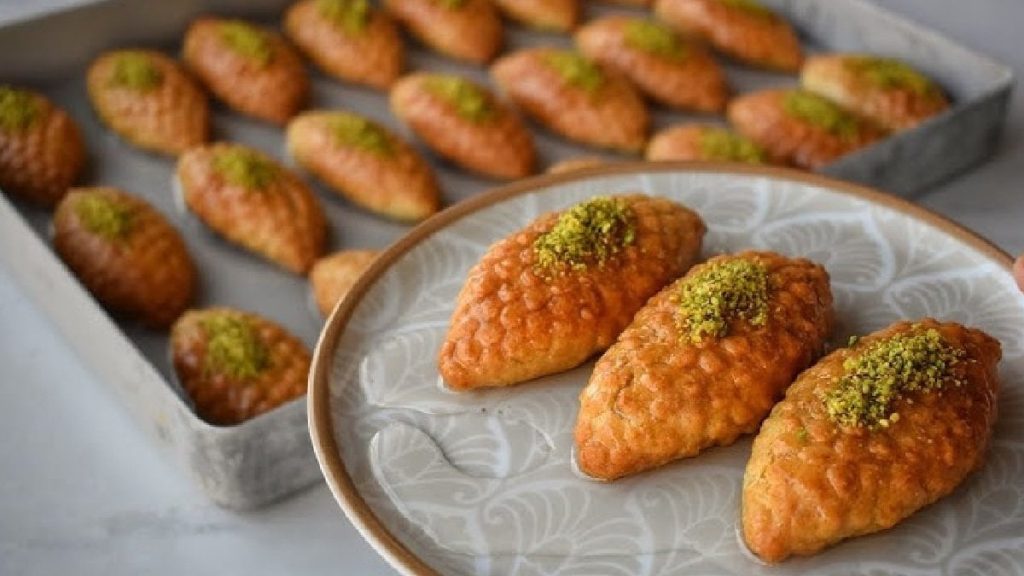 Kalıp yoksa bunu kullanın: İşte asla yumuşamayan kalburabastı tarifi