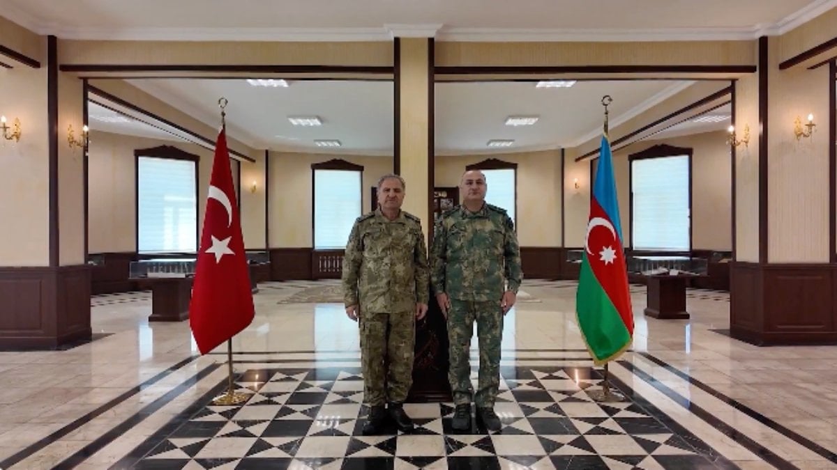 Kara Kuvvetleri Komutanı Orgeneral Metin Tokel, İran sınırı ve Nahçıvan’a gitti