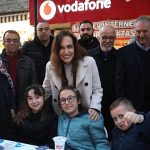 Karşıyaka Çarşı’ya dev sofra: 5 bin kişi iftarda buluştu!