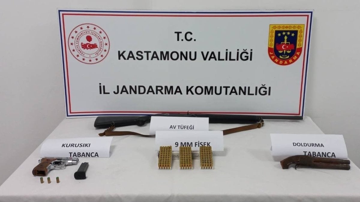 Kastamonu’da jandarmadan silah operasyonu