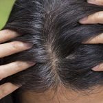 Kimyasal kullanmak yok: Beyaz saçları kapatan ev yapımı doğal boya tarifi