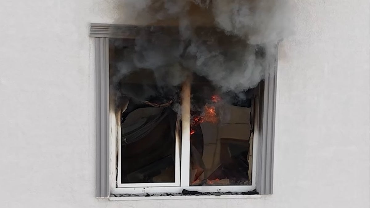 Kırıkkale’de yanan evden yardım çağırmak için çıktı: Çocuklarını kurtarmak için yeniden girdi