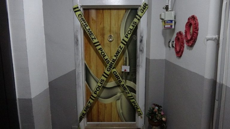 Kocaeli’de evinde boğazı kesilmiş halde bulunan kadının komşuları konuştu