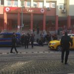 Kocaeli’de genç kadın cinsel istismarla suçladığı sanığı adliye önünde öldürdü